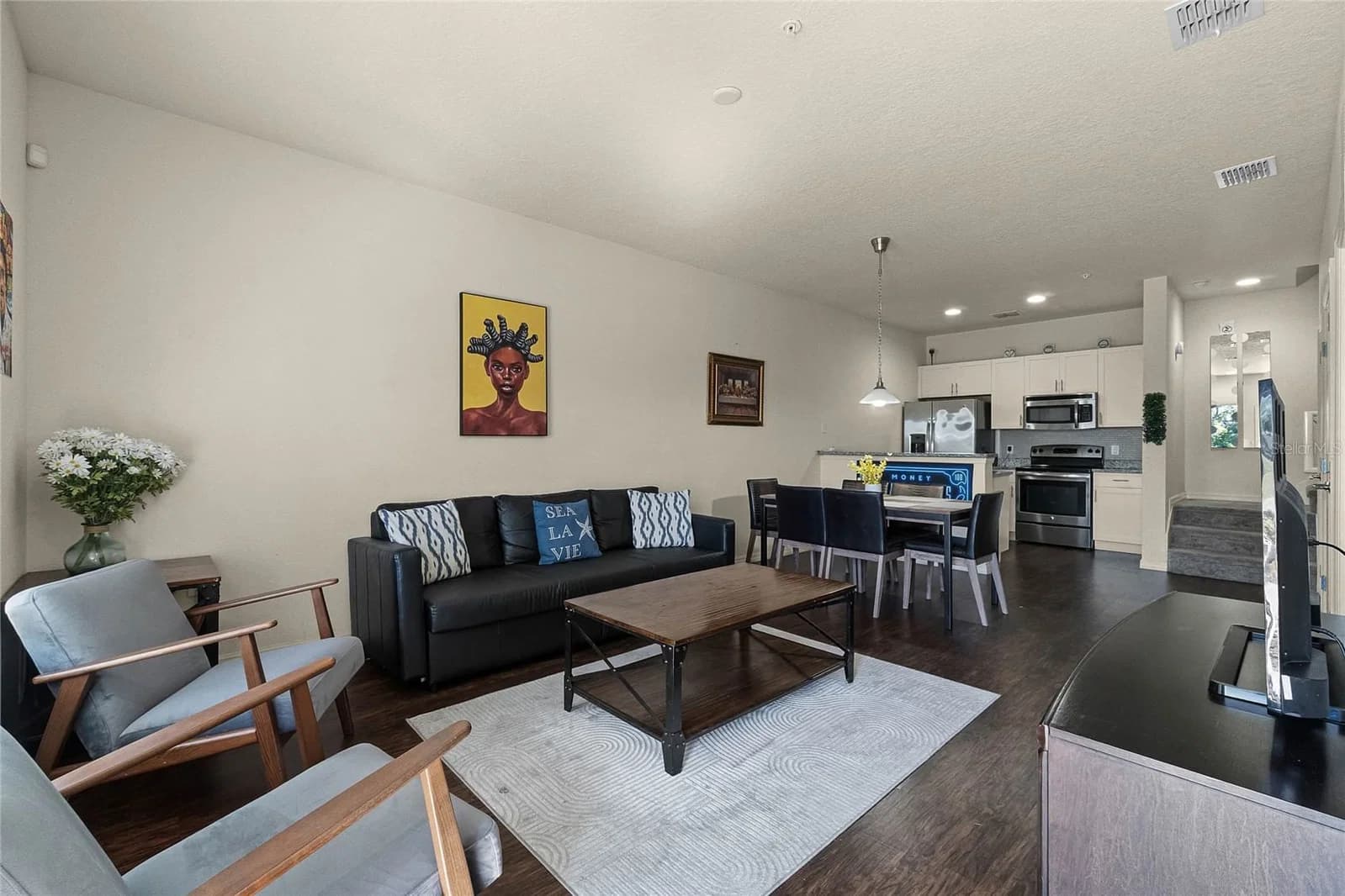2900 EDENSHIRE 5