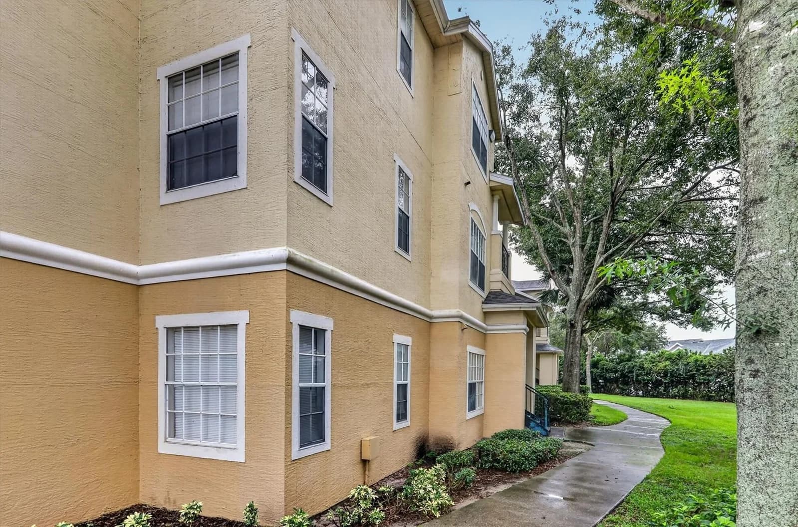 2674 ROBERT TRENT JONES, Orlando, FL 32835 2