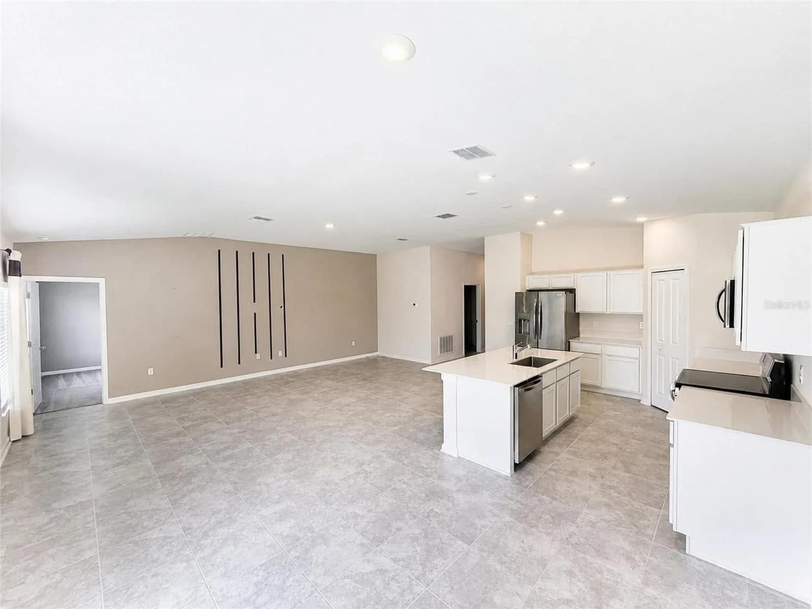 5638 LOGGIA 5