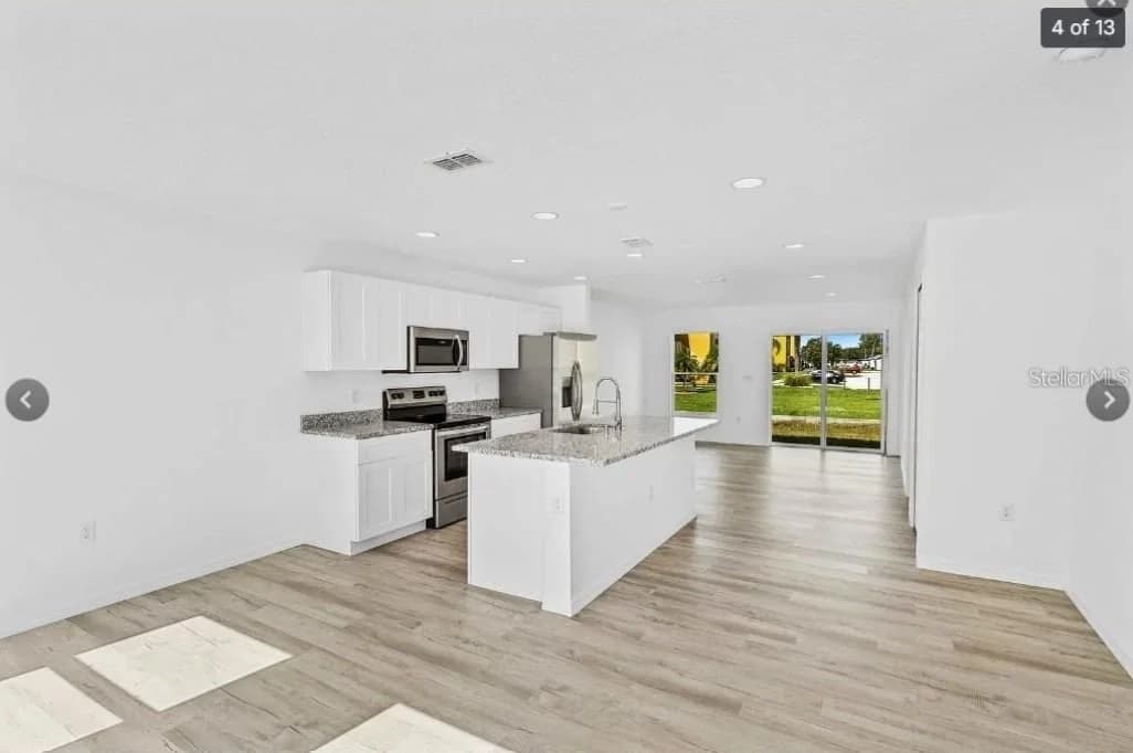 172 BOWIE, Kissimmee, FL 34743 3