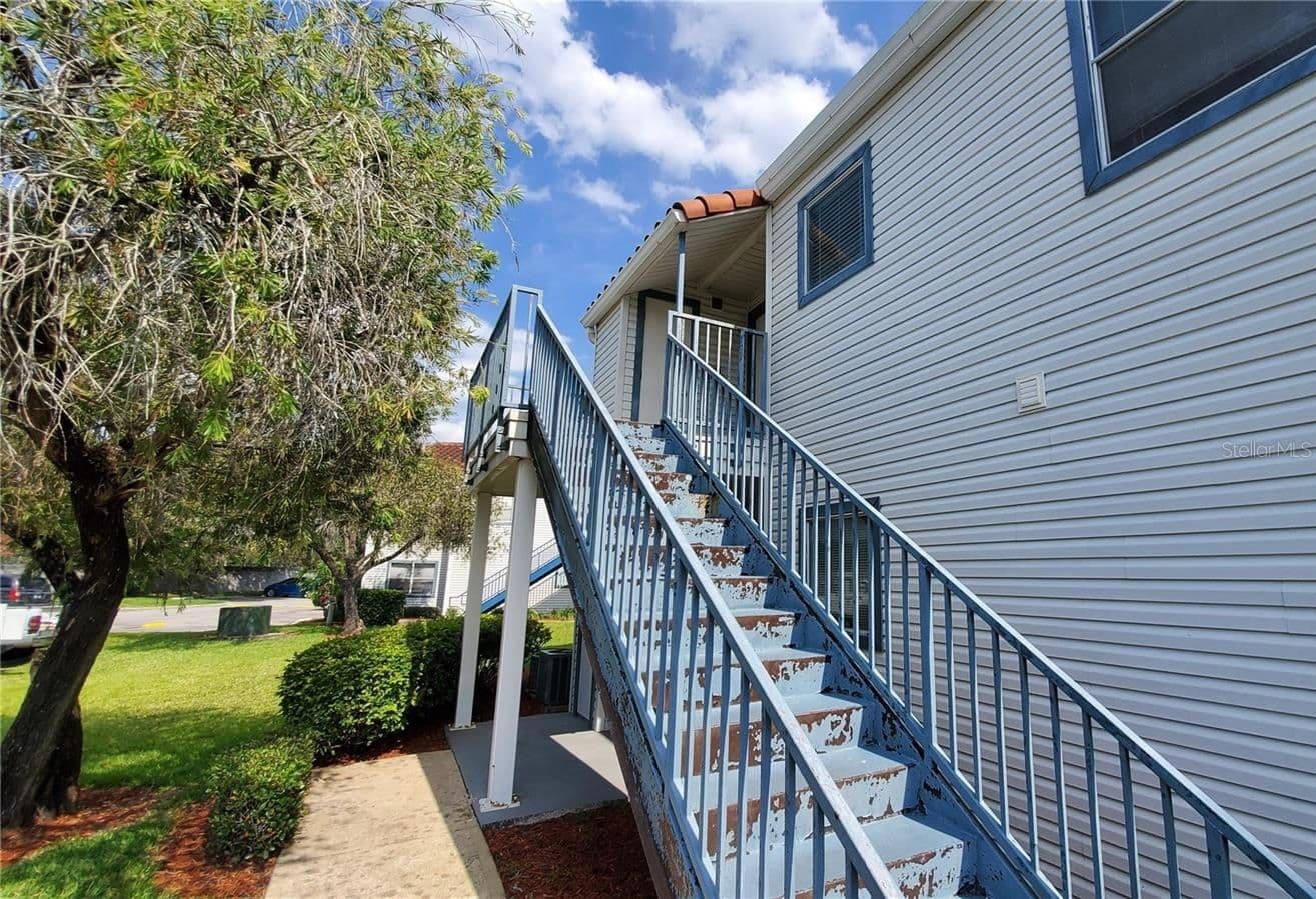 2508 WOODGATE, Orlando, FL 32822 3