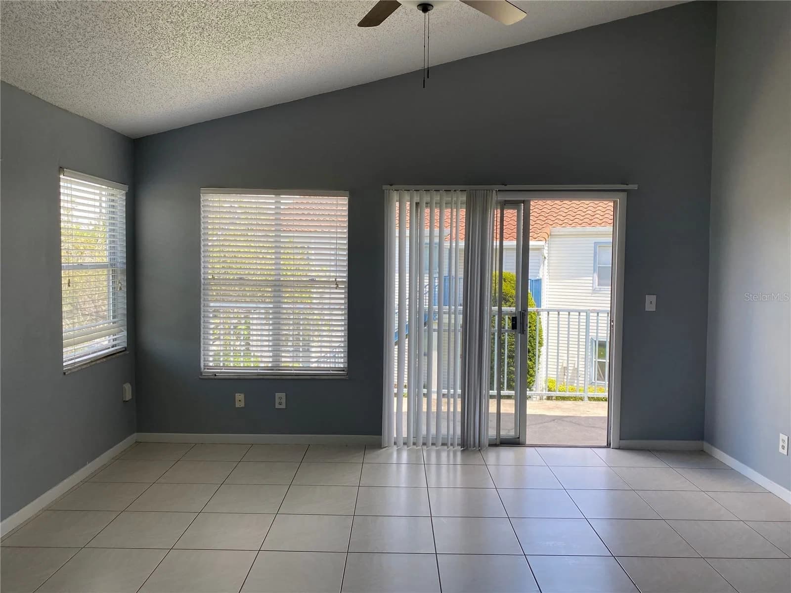 2508 WOODGATE 5