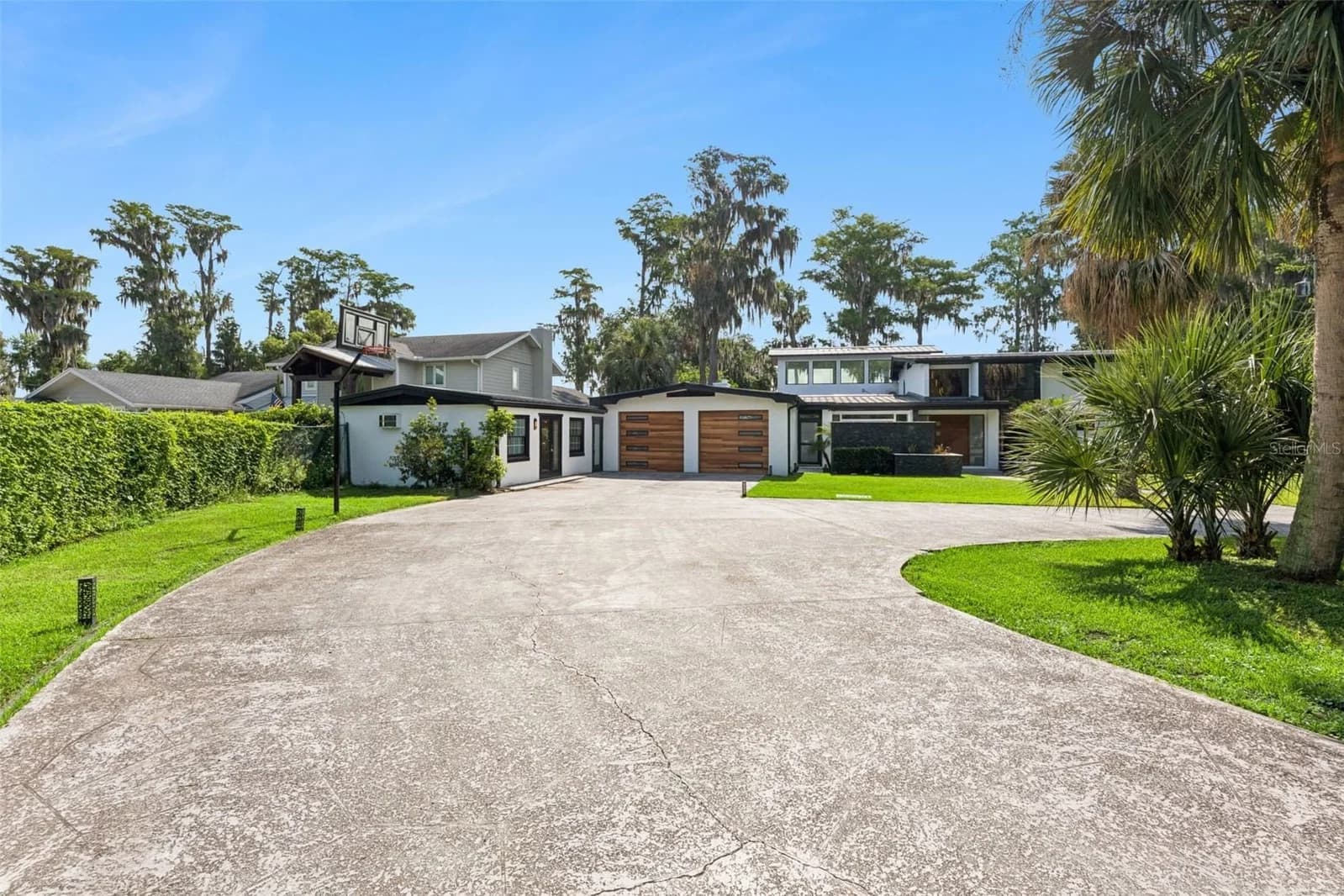 5583 JESSAMINE, Orlando, FL 32839 2