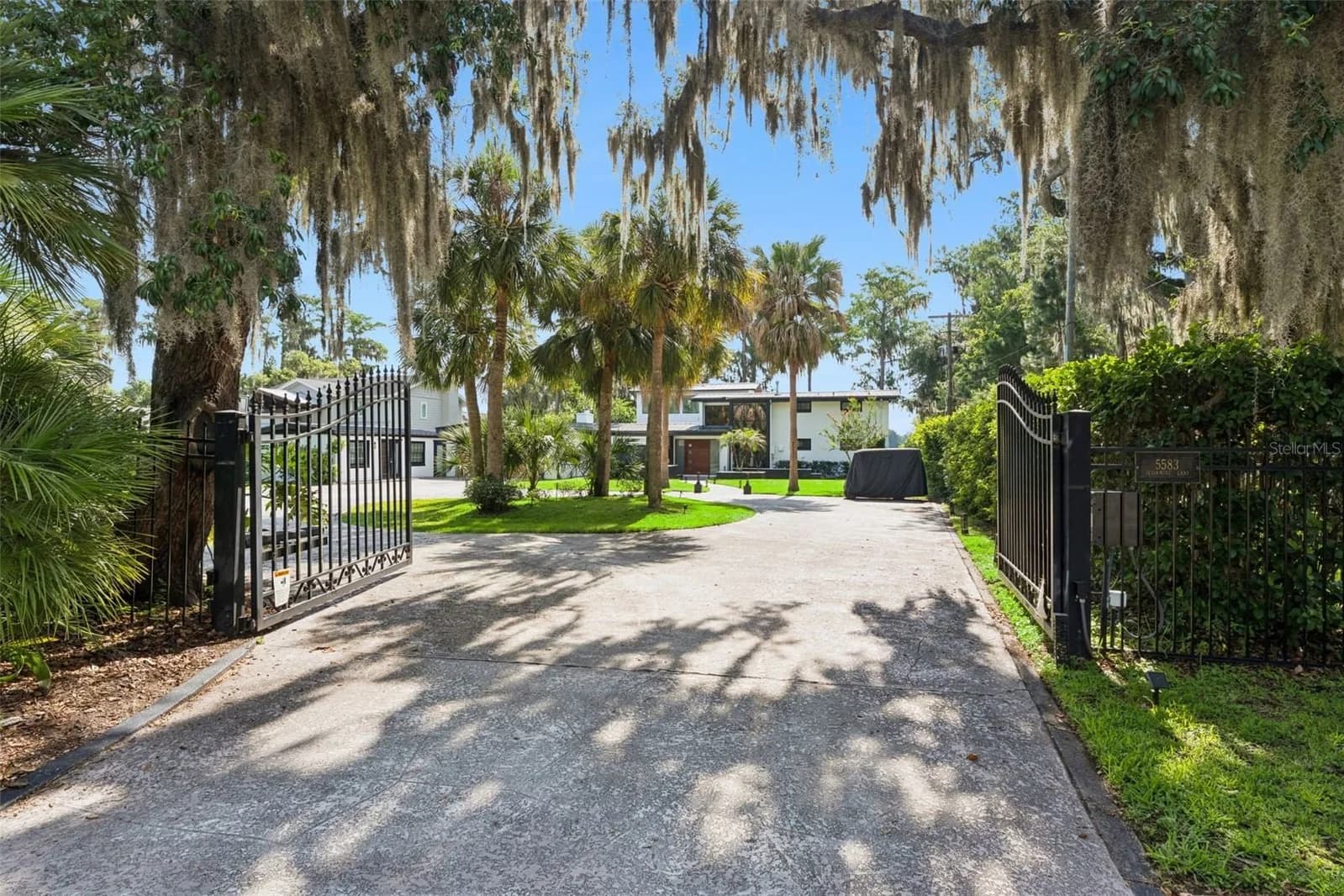 5583 JESSAMINE, Orlando, FL 32839 3