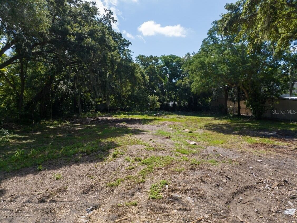 6203 WINEGARD, Orlando, FL 32809 3