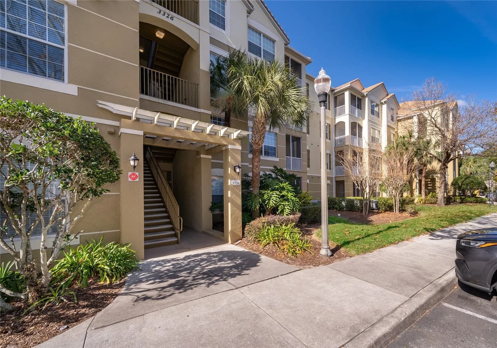 3326 ROBERT TRENT JONES, Orlando, FL 32835 2