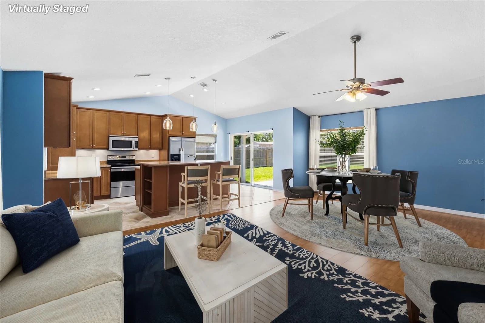 20446 MACON, Orlando, FL 32833 3