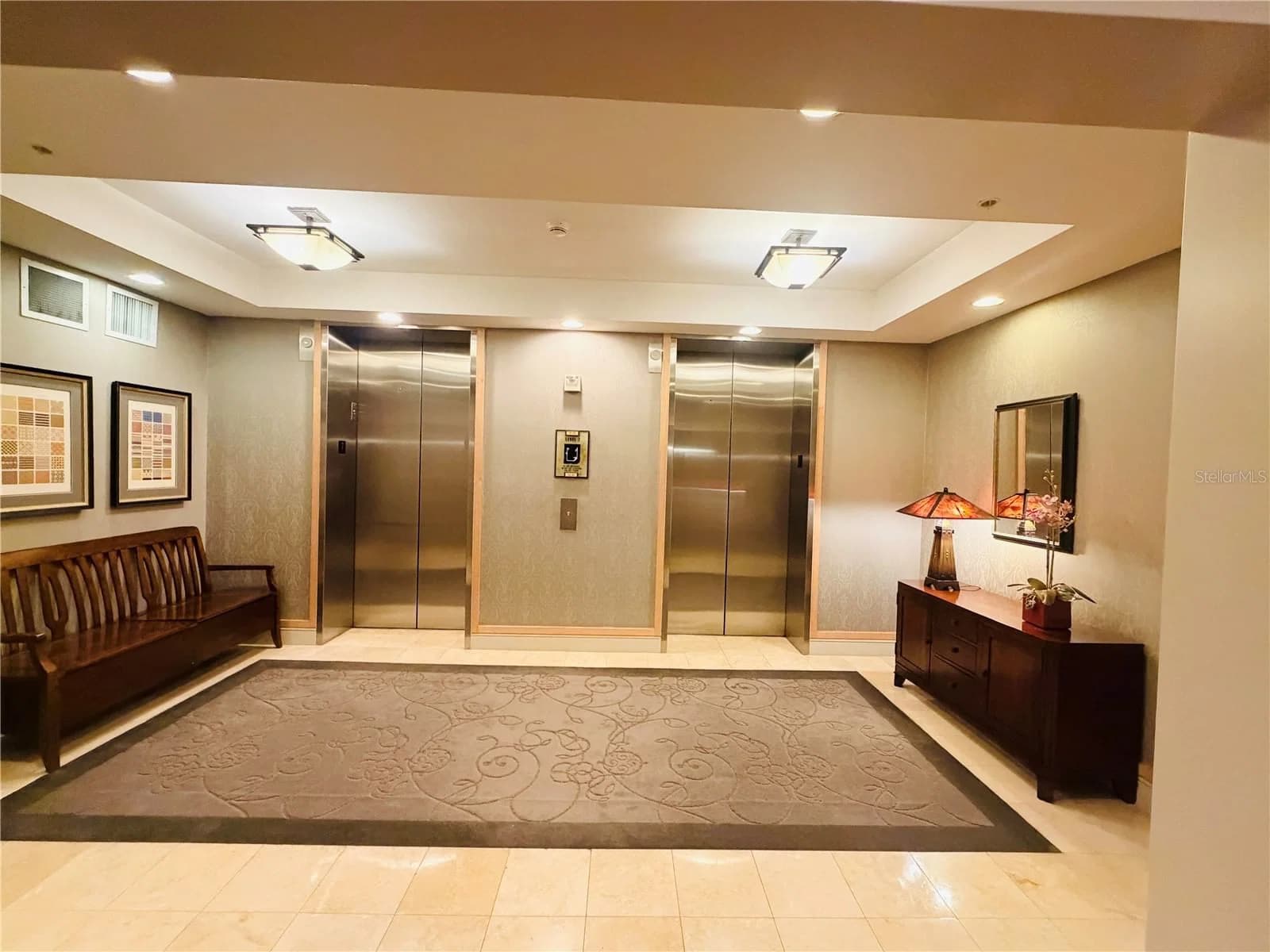 2305 EDGEWATER, Orlando, FL 32804 2