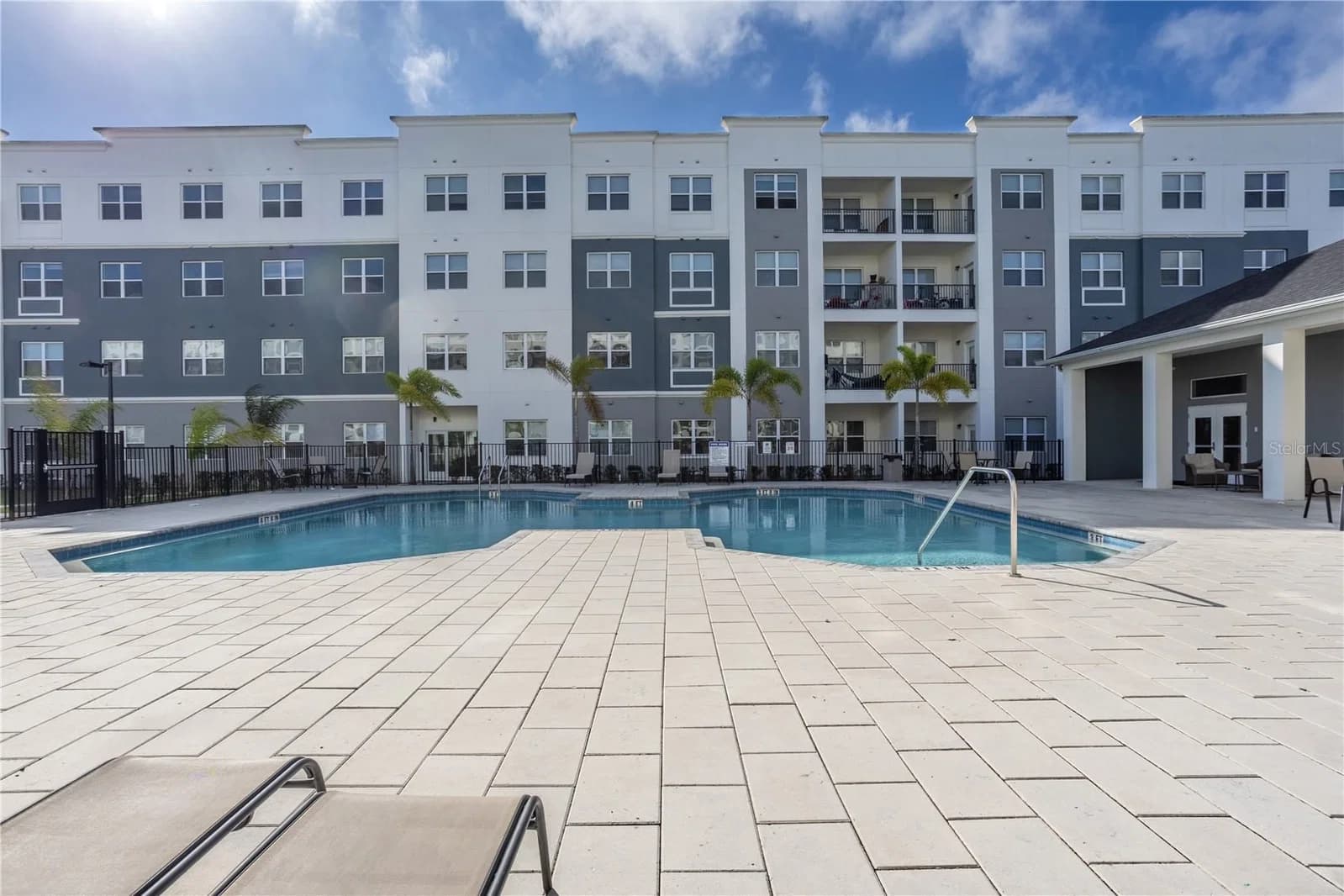 1230 SOUTHSTATION, Orlando, FL 32809 2