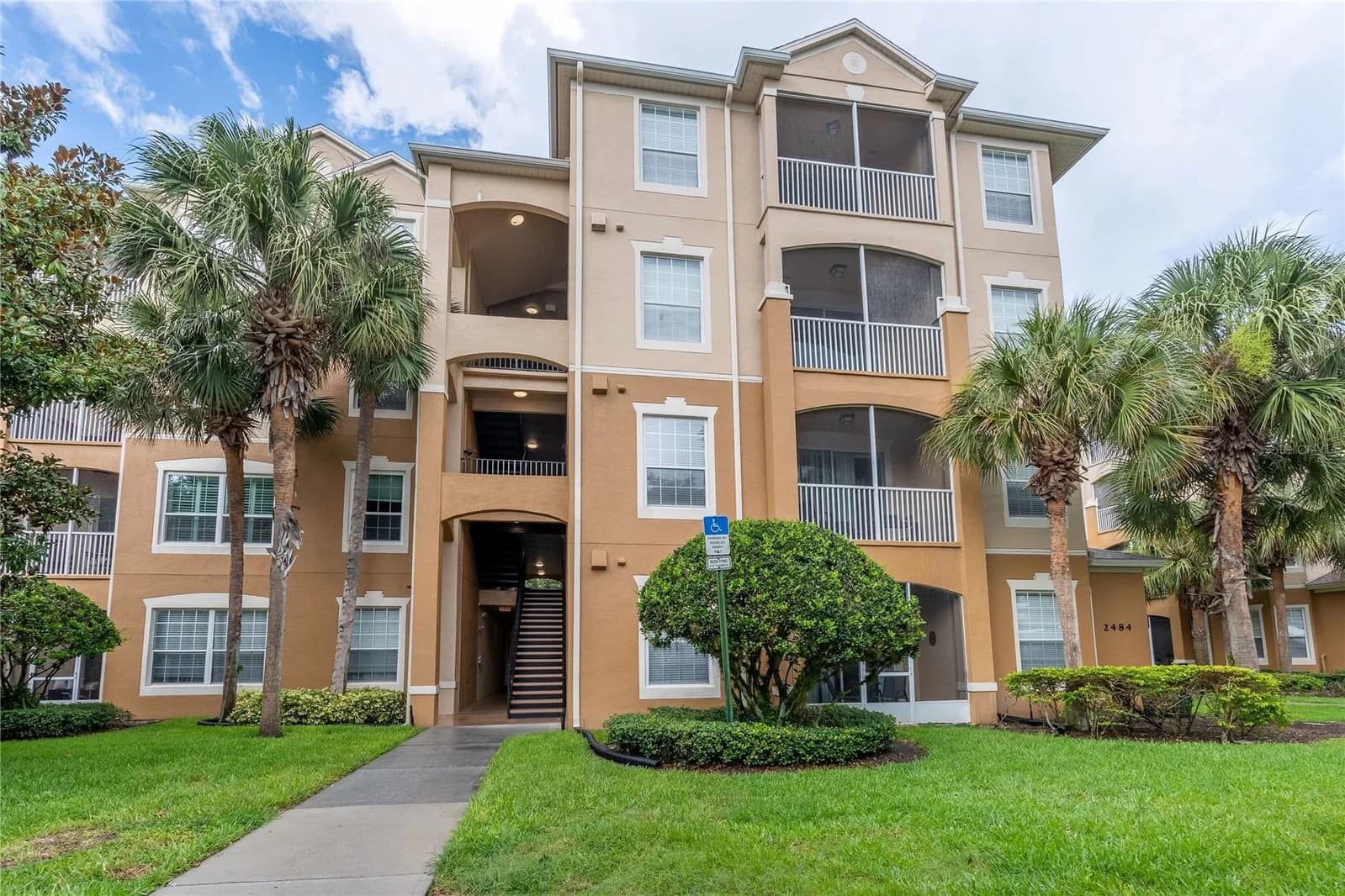 2484 SAN TECLA, Orlando, FL 32835