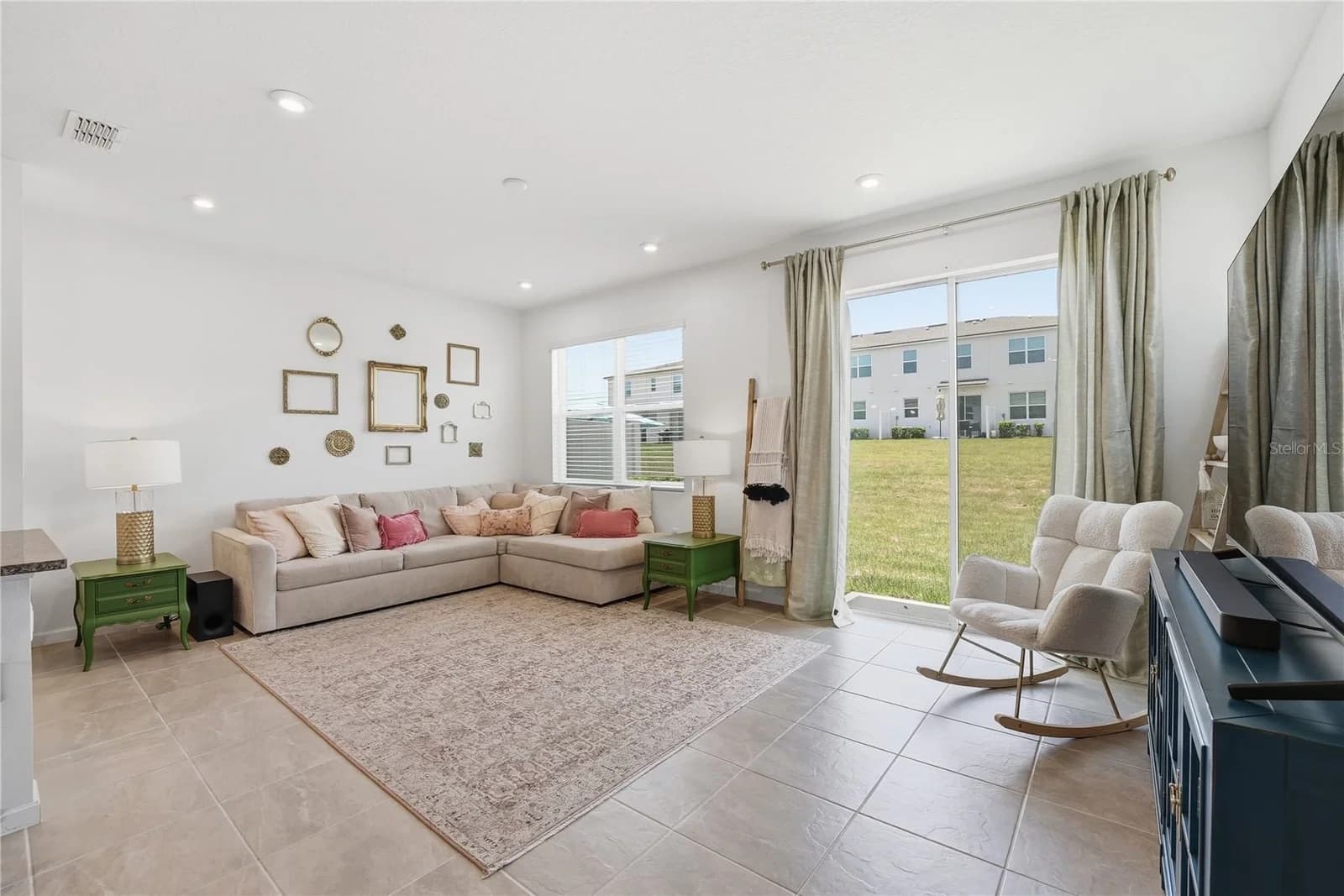 1122 SEASIDE MIST 5