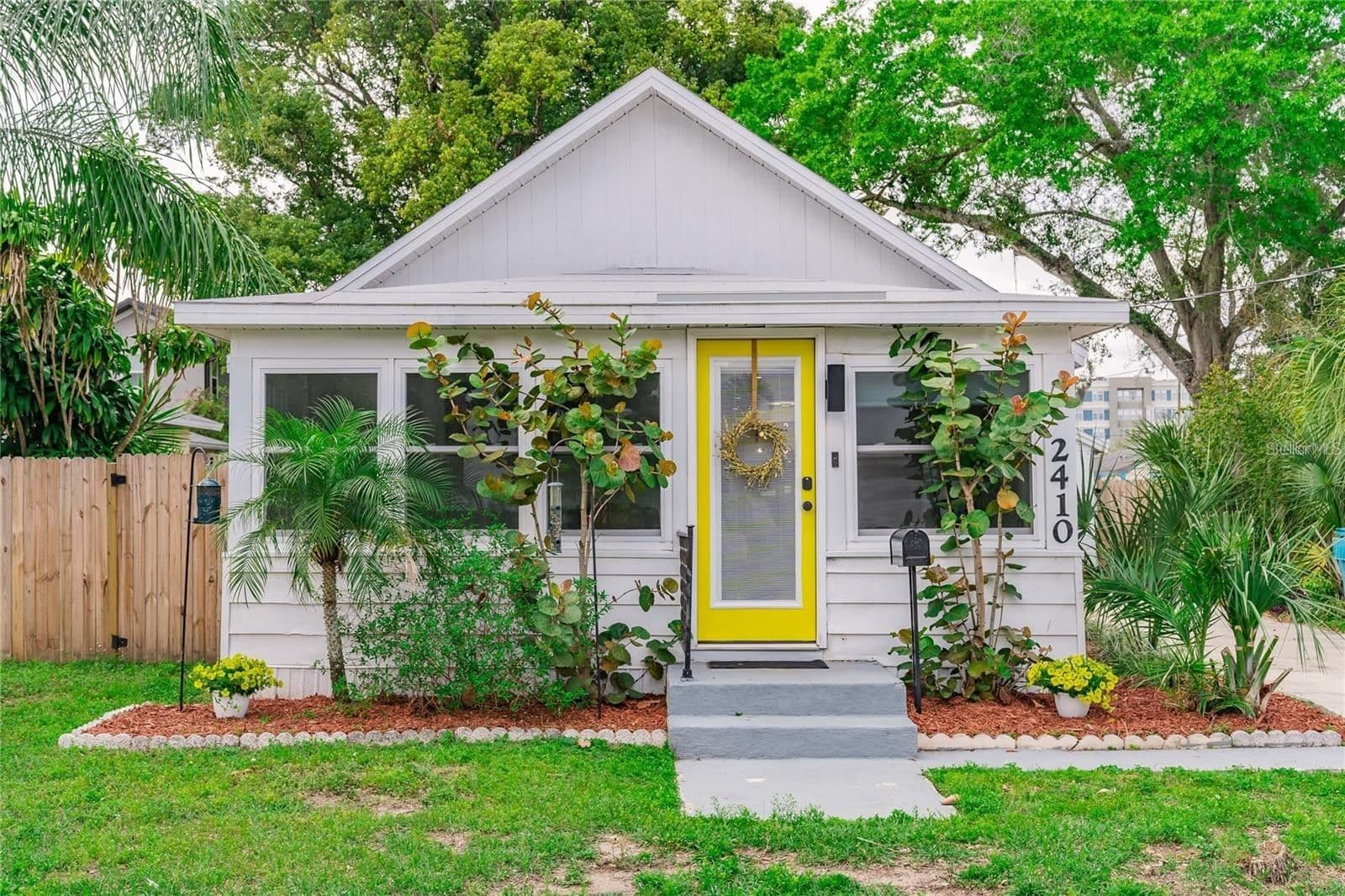 2410 CENTER, Orlando, FL 32806 3