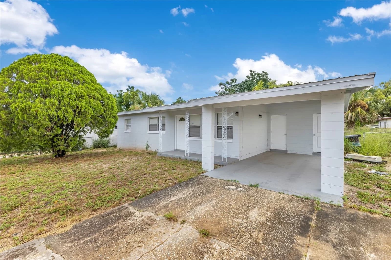 6132 LIVINGSTON, Orlando, FL 32835 3