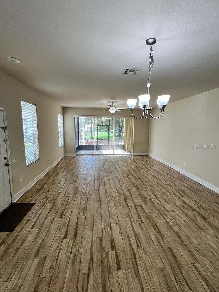 6058 TWAIN, Orlando, FL 32835 2