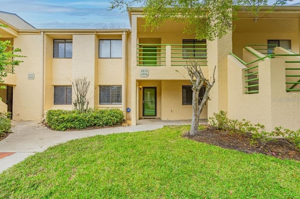 4406 LAKE ORLANDO, Orlando, FL 32808
