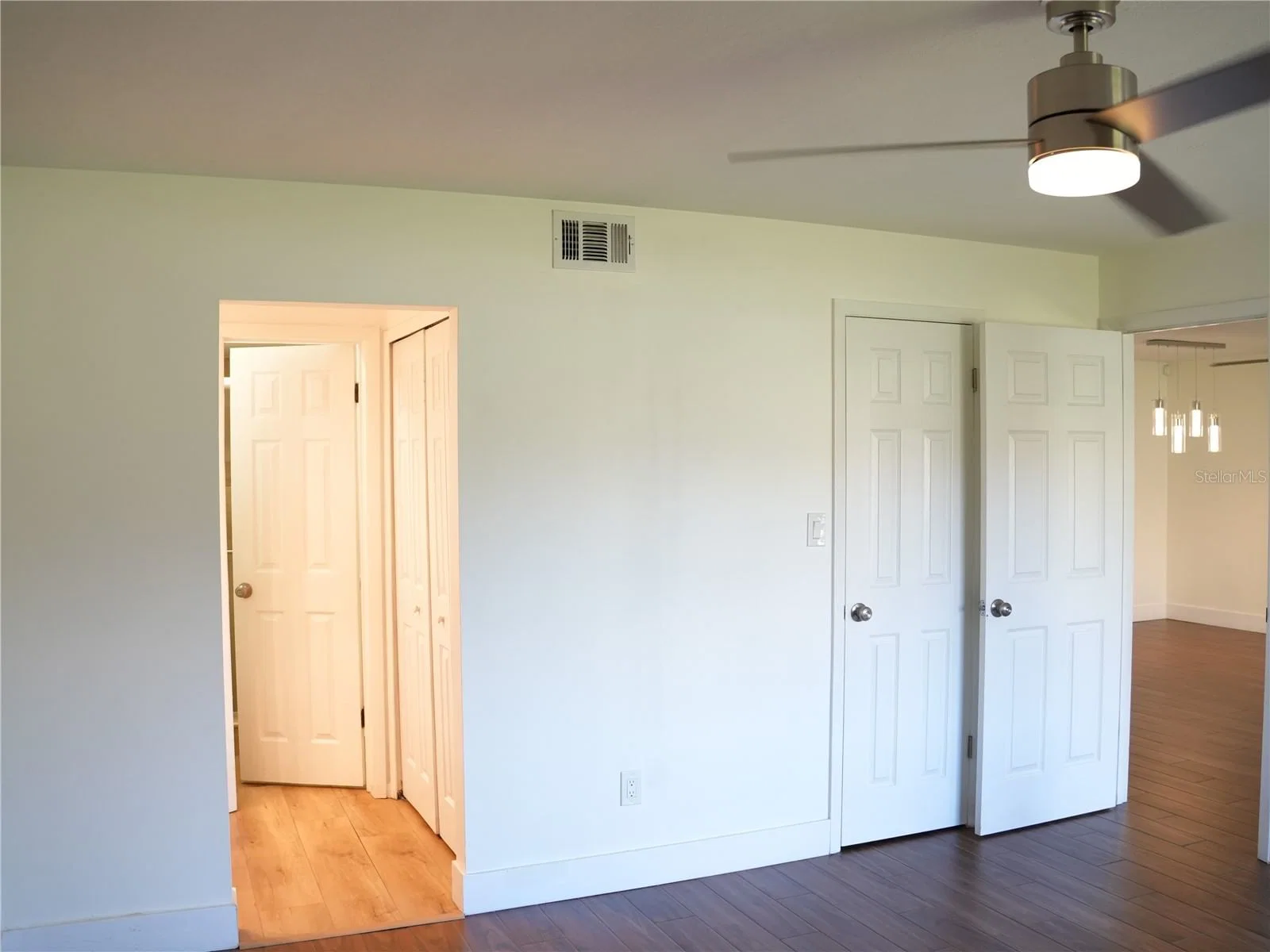 4406 LAKE ORLANDO 4