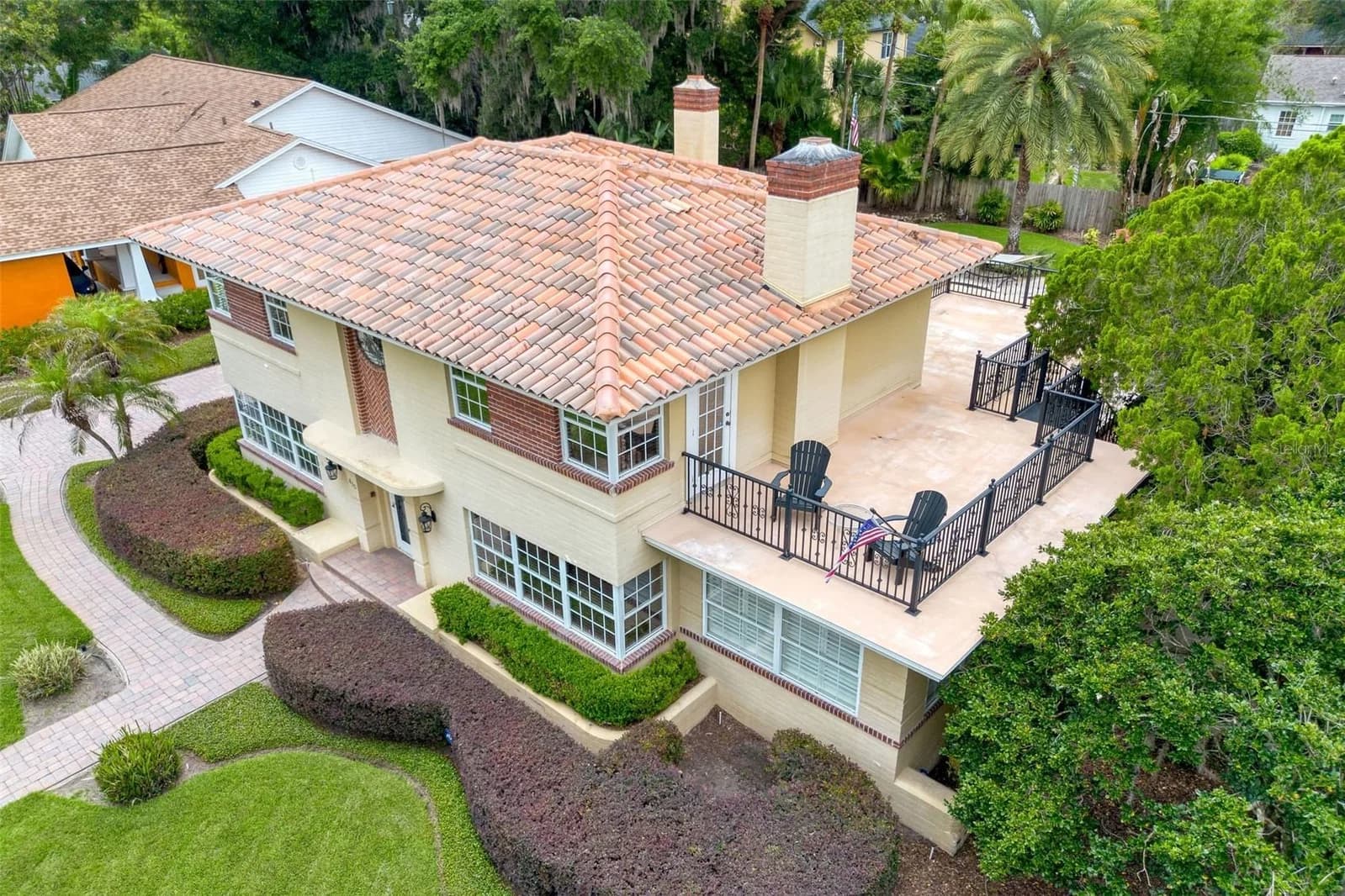 830 LAKE DAVIS 4
