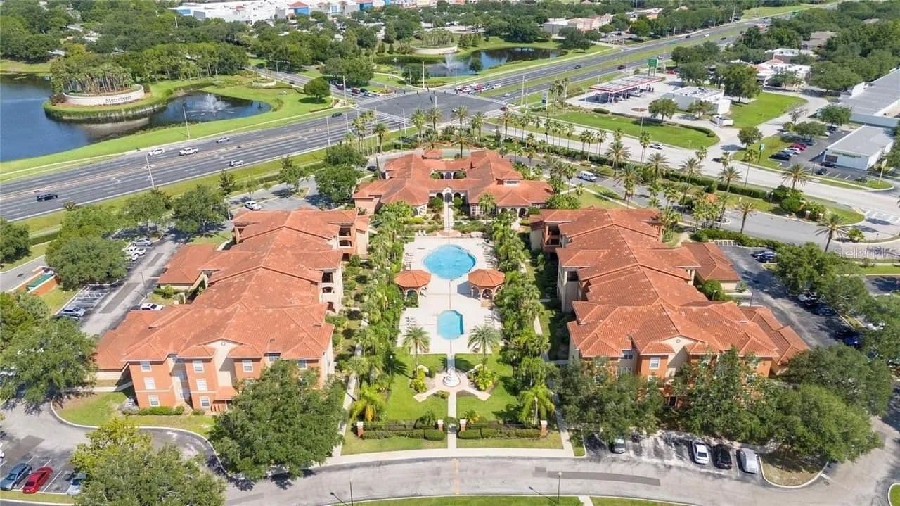 5560 METROWEST, Orlando, FL 32811