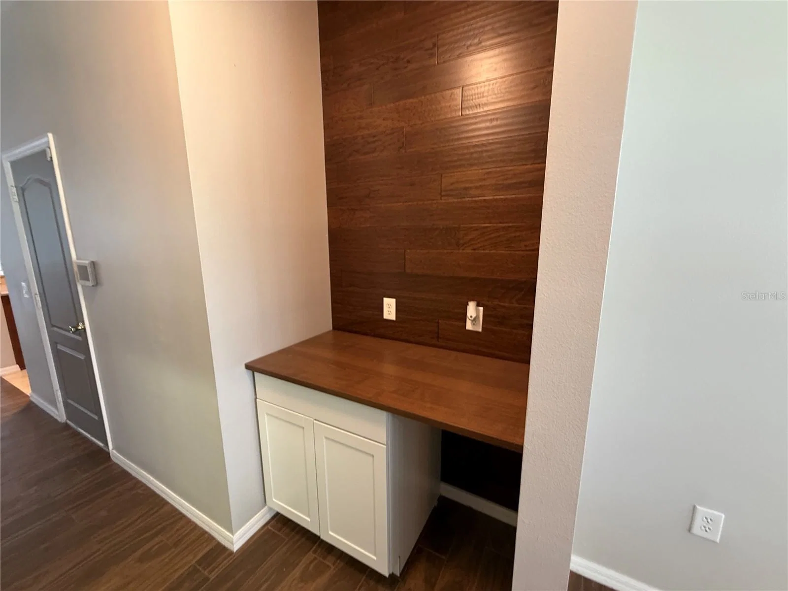 2260 TRADEWINDS 5
