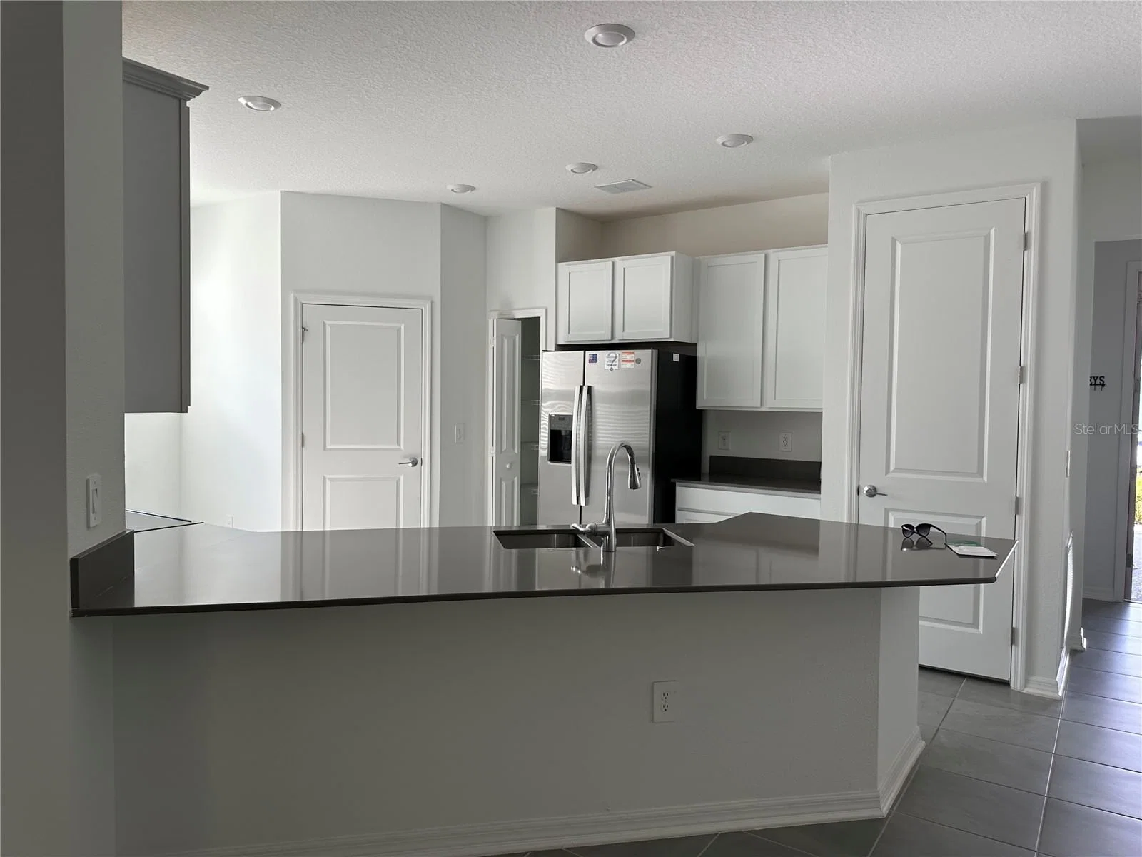 4162 BABBLING BROOK 5