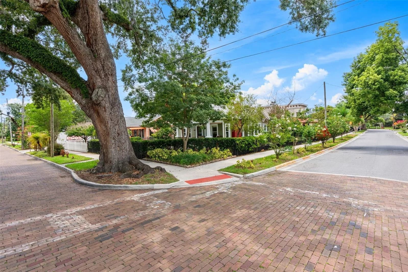 900 PINE, Orlando, FL 32801 2