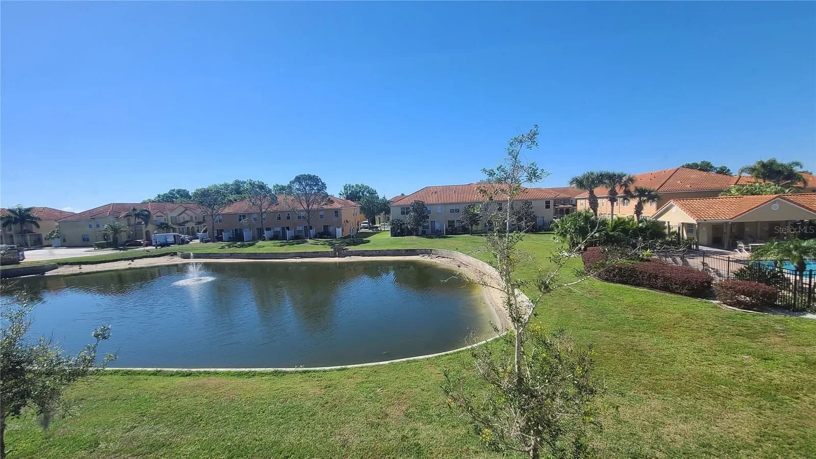 5483 PARADISE CAY 5