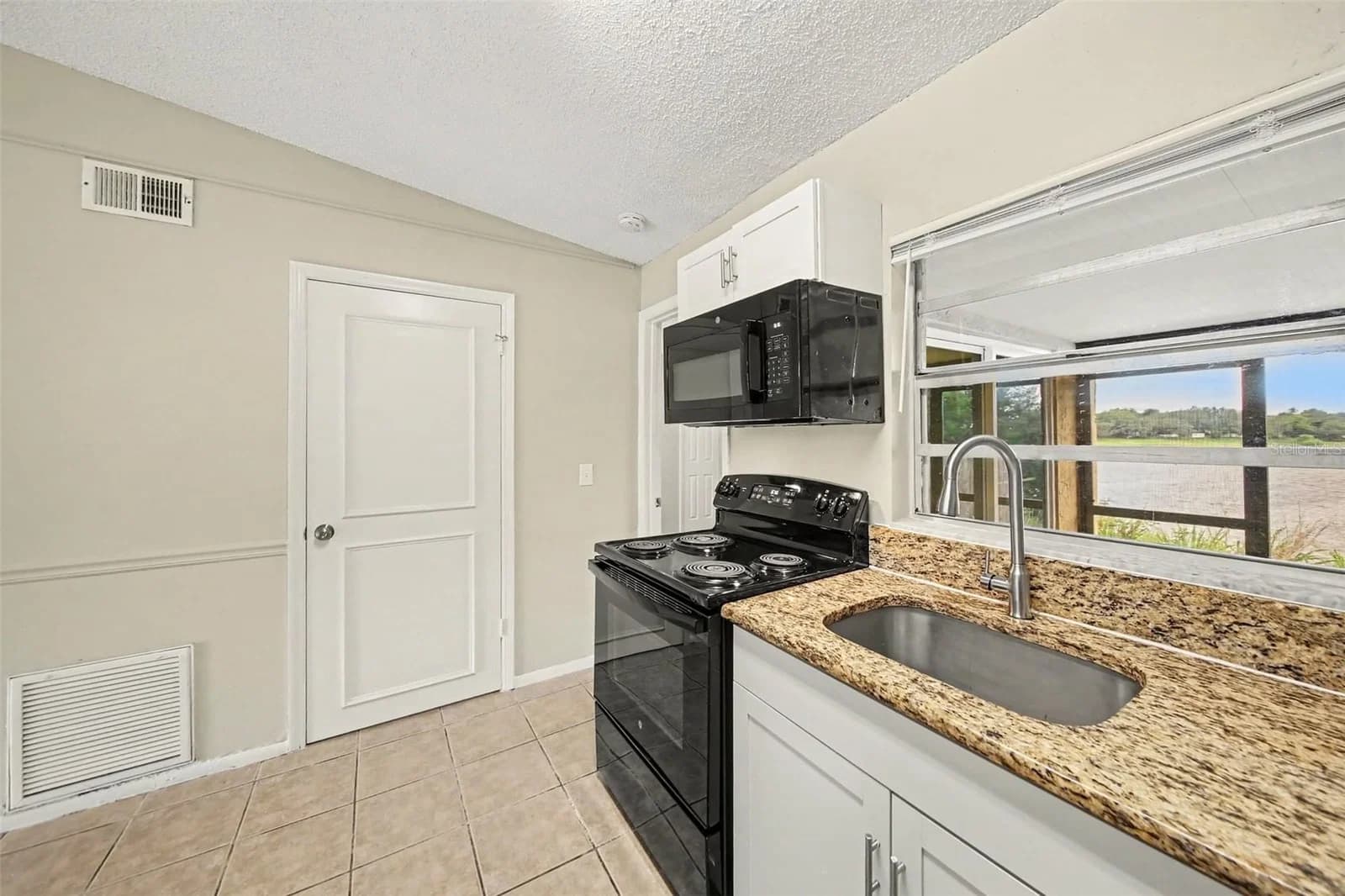 1188 WOODMAN 4