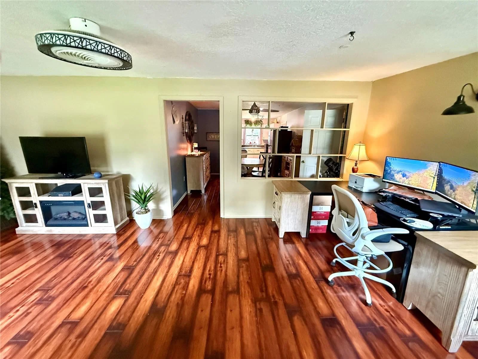 5937 UONA, Orlando, FL 32835 2