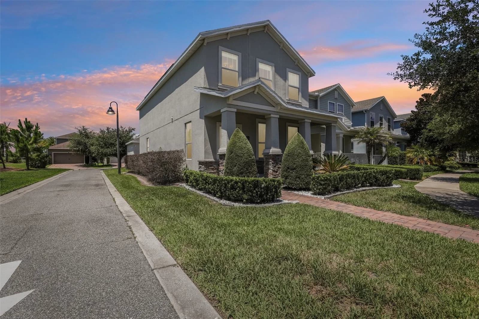 11886 FICTION, Orlando, FL 32832 2