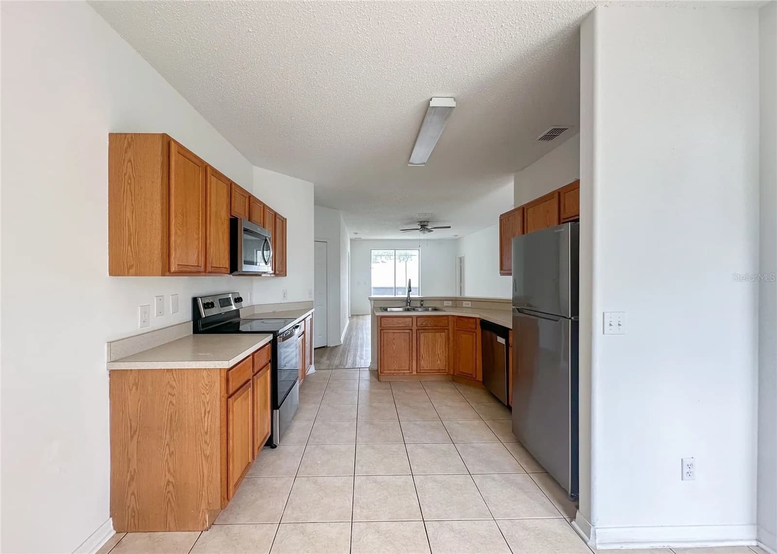 402 SUNSET VIEW 3