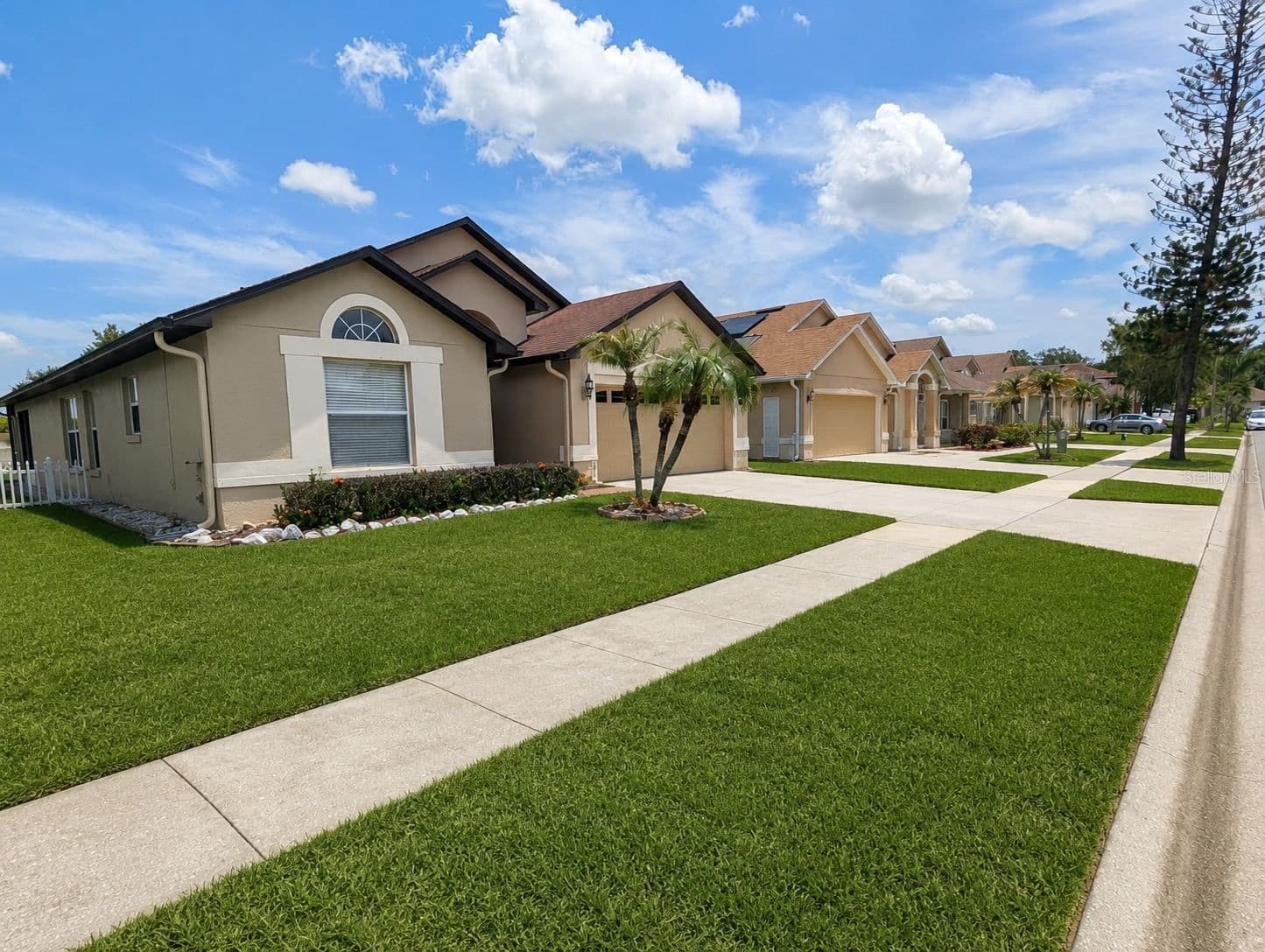 7935 OAKSTONE, Orlando, FL 32822 2