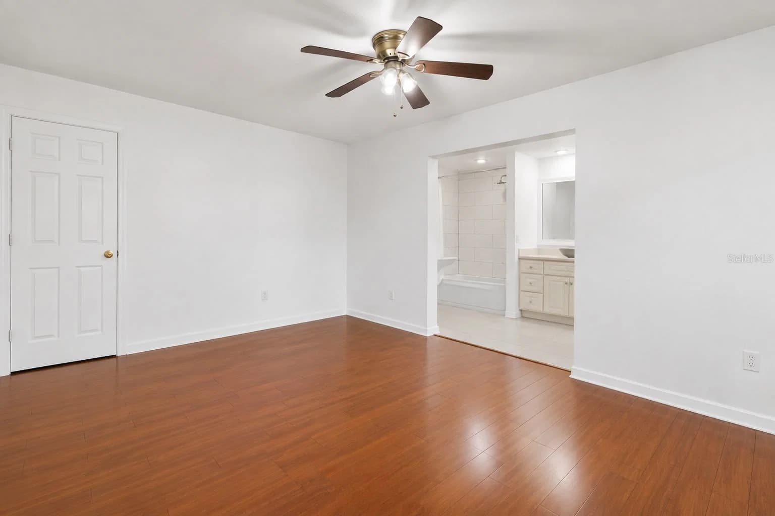 1700 NEEDLEWOOD, Orlando, FL 32818