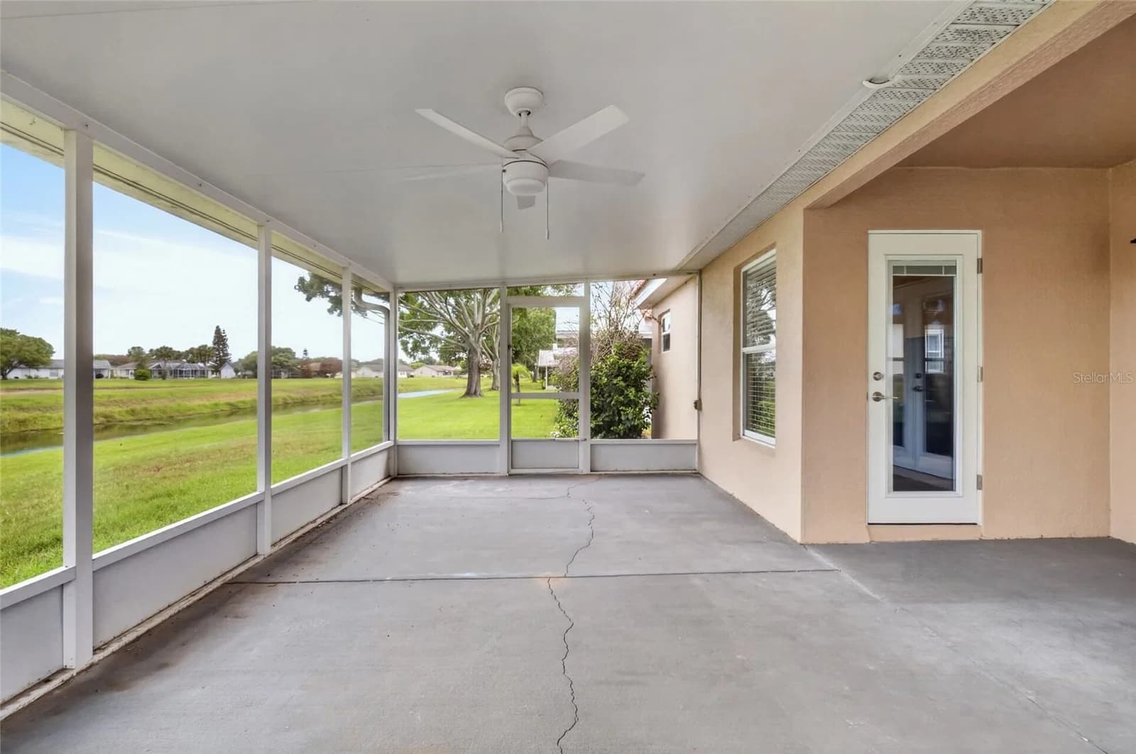 5405 WATERVISTA 4