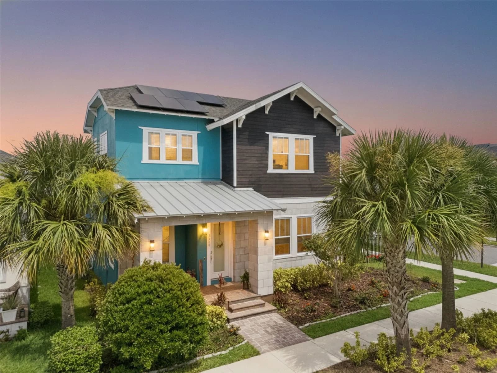 8033 NEMOURS, Orlando, FL 32827