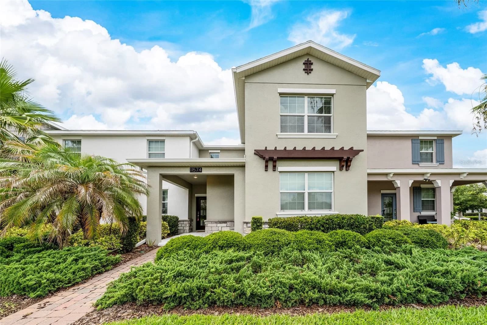 11574 COMIC, Orlando, FL 32832 2