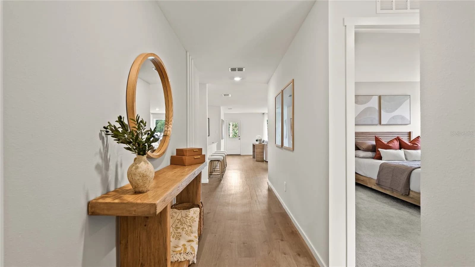 319 CASTLEVIEW 2