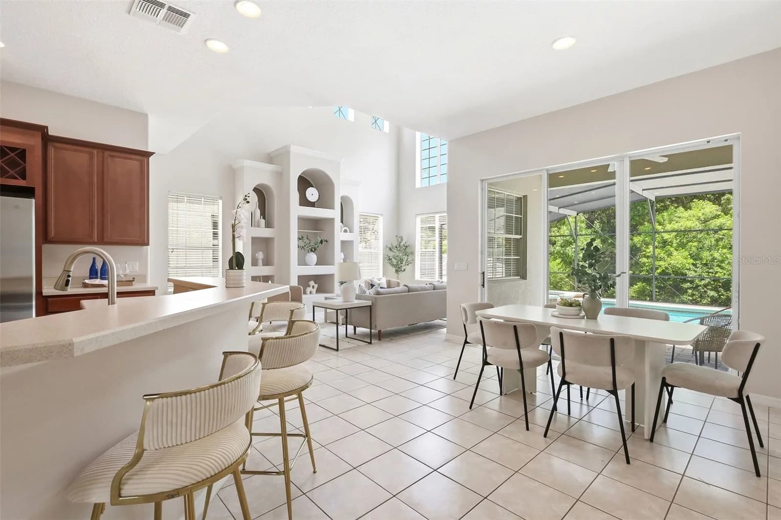 2555 SAND ARBOR 4
