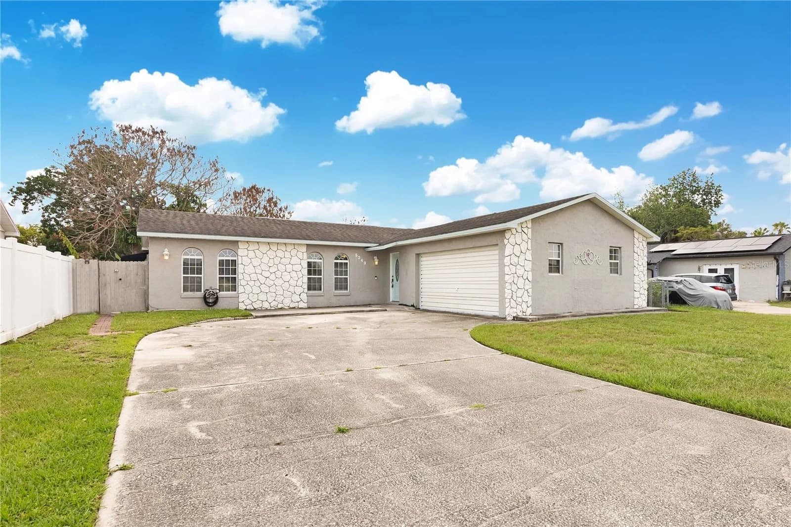 5349 MOONGLOW, Orlando, FL 32839 3