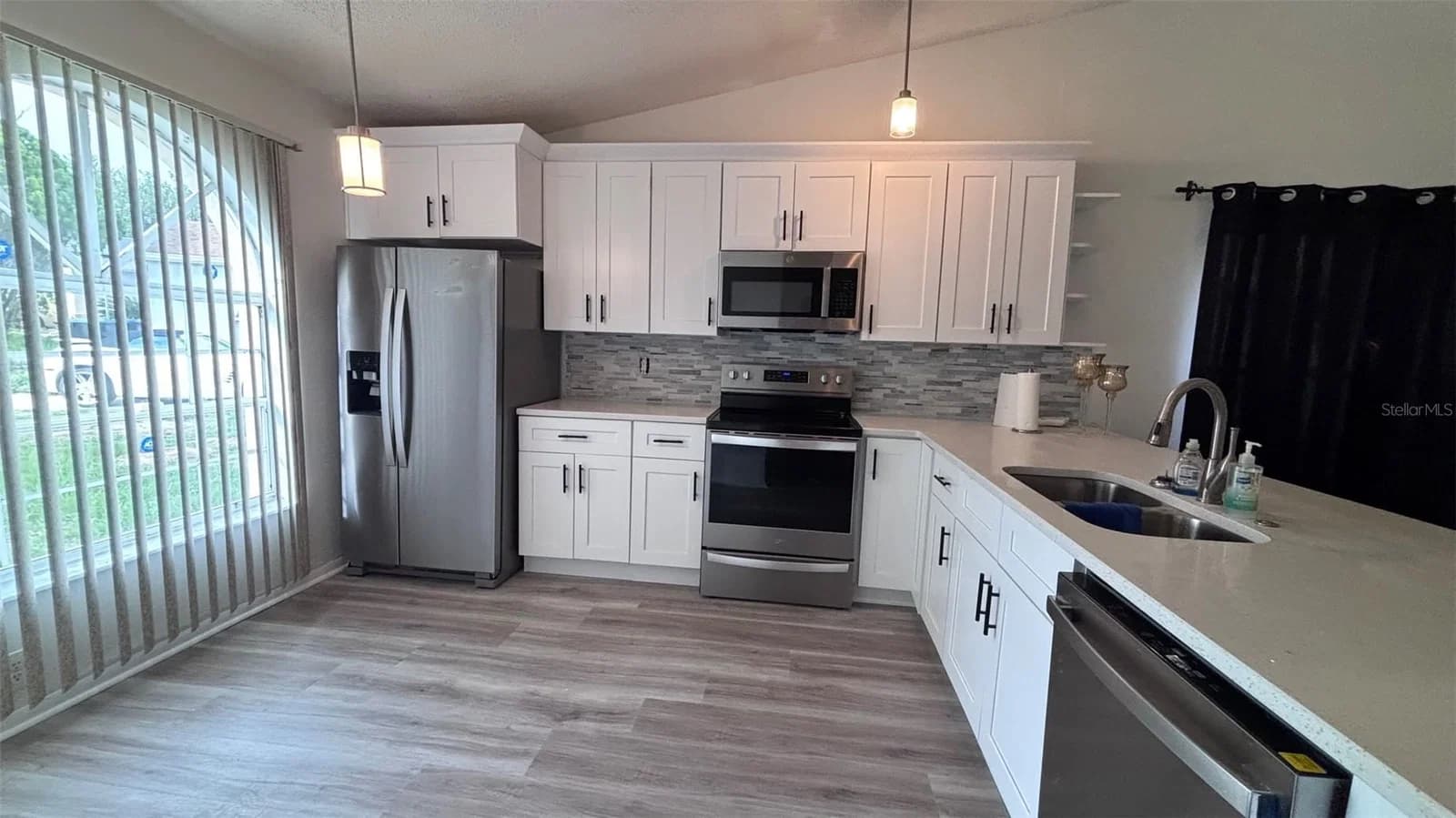 6518 SPRING LAND 4