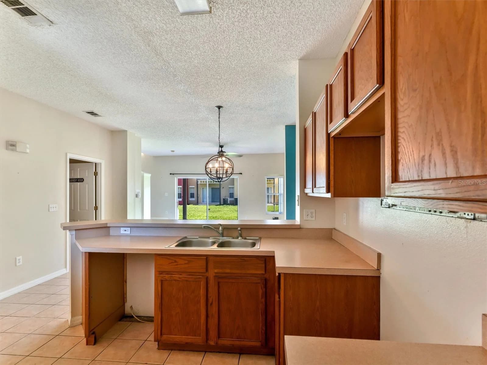 8407 BLUE LAGOON 4