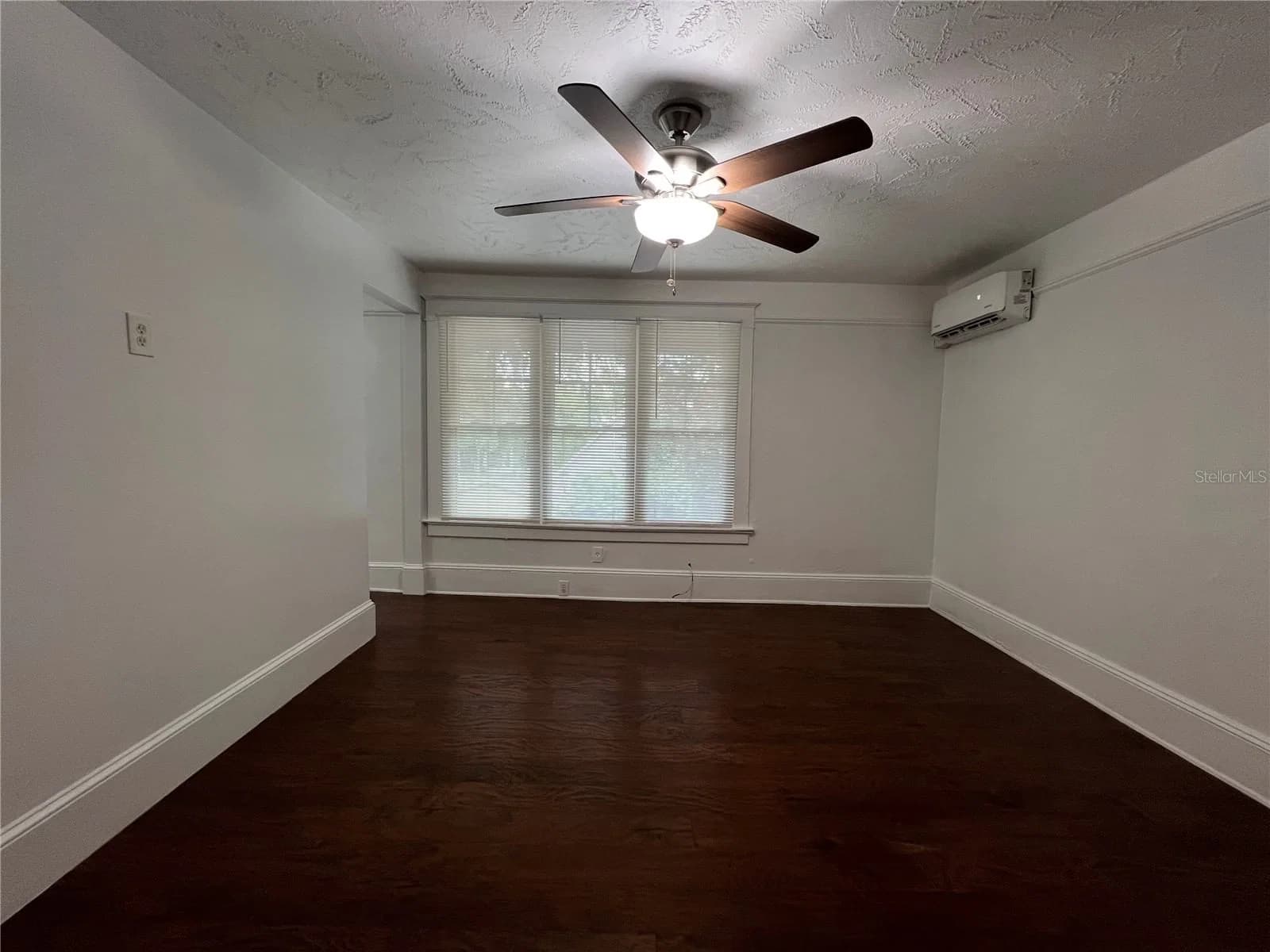 510 E JACKSON ST, Orlando, FL 32801 2