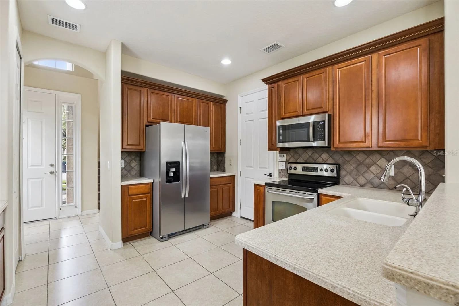 551 TERRACE SPRING 5