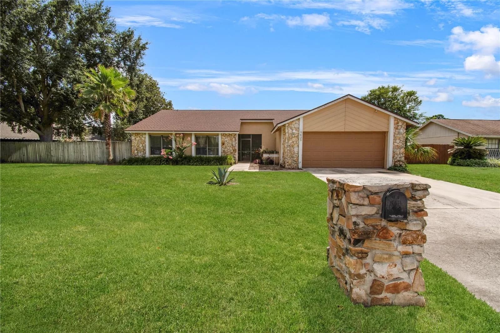 8628 GRANADA, Orlando, FL 32836 3