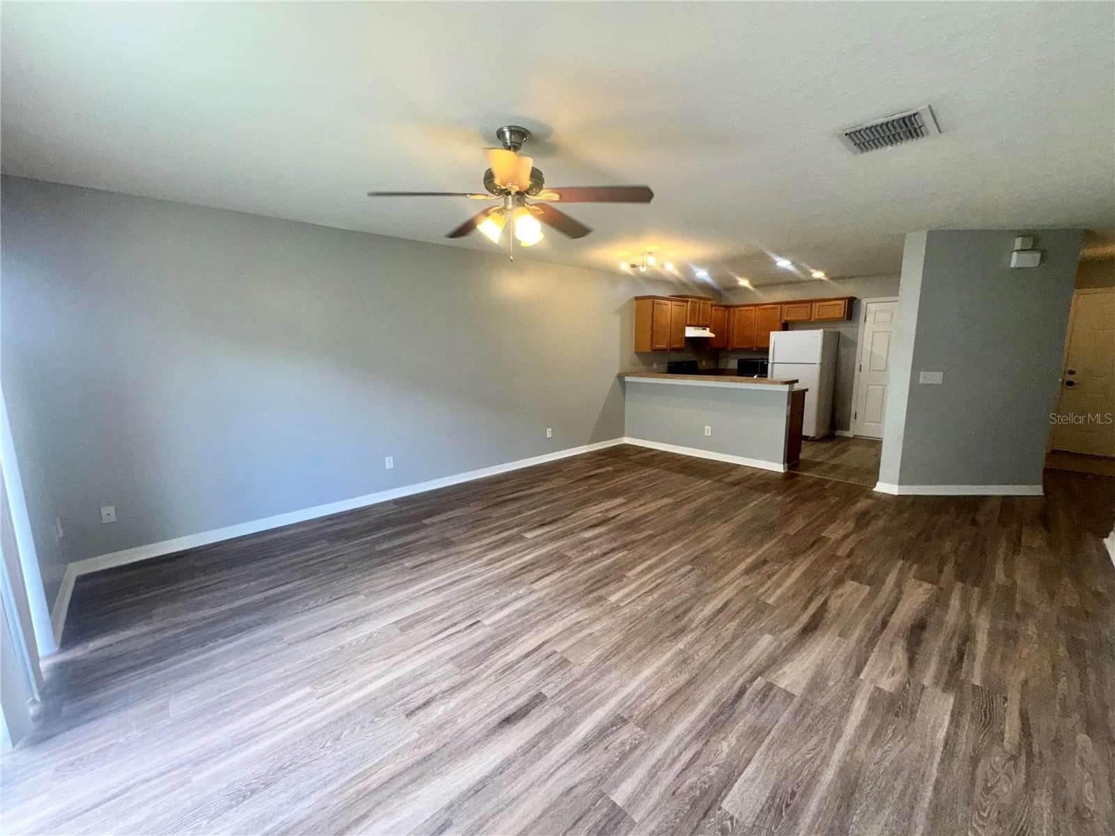 533 CRESTING OAK, Orlando, FL 32824 3