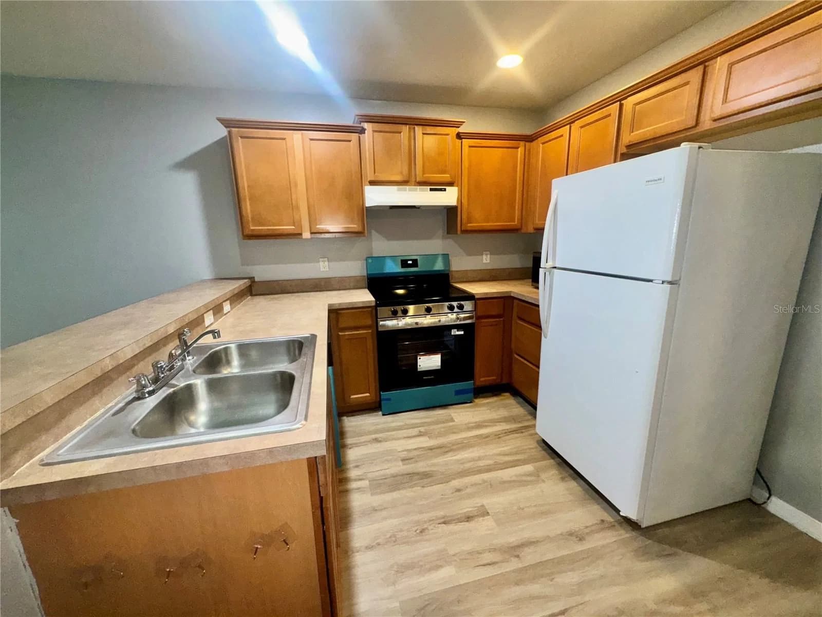 533 CRESTING OAK 4