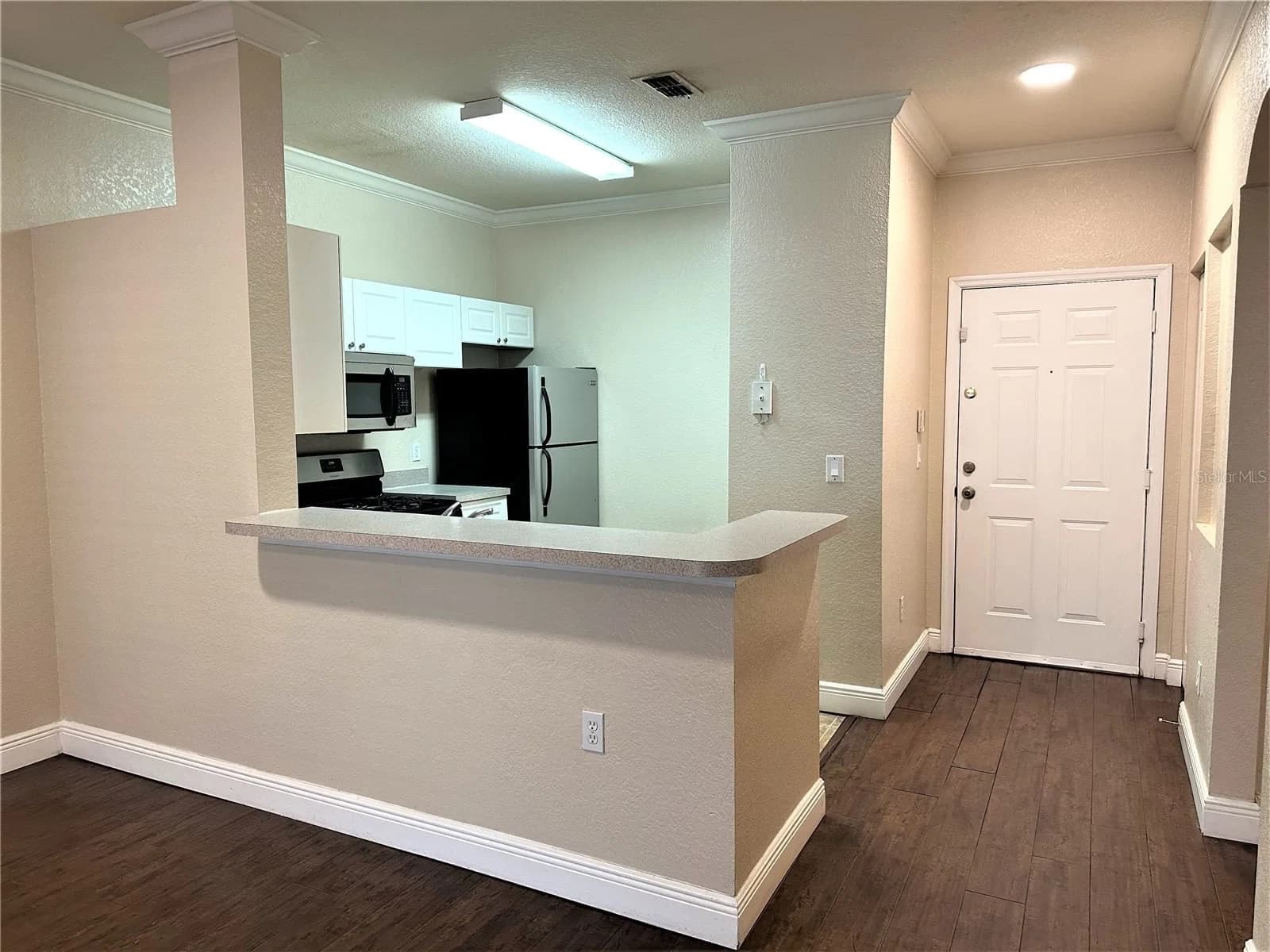 3355 KIRKMAN, Orlando, FL 32811 3