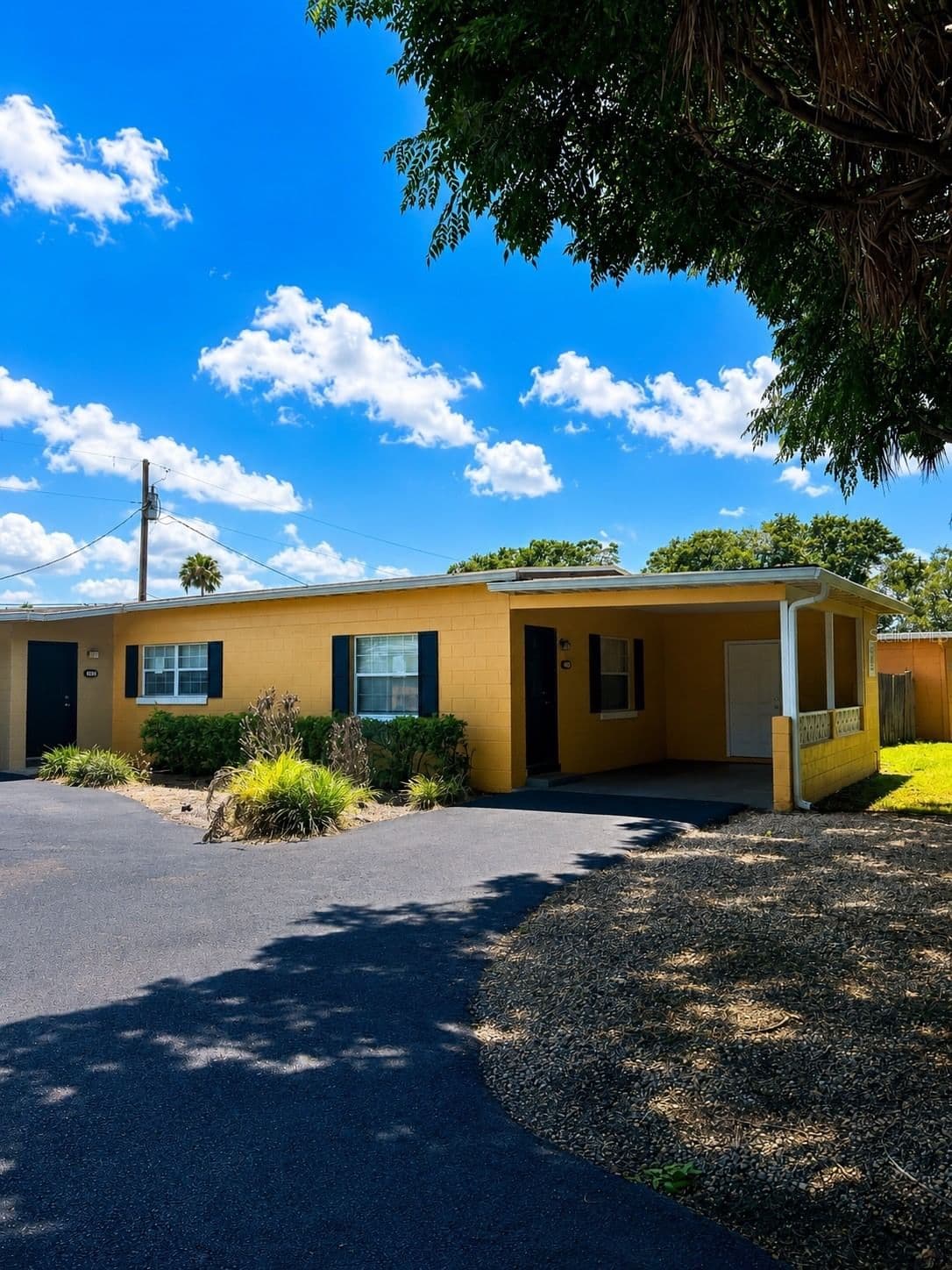 2266 RAEFORD, Orlando, FL 32806