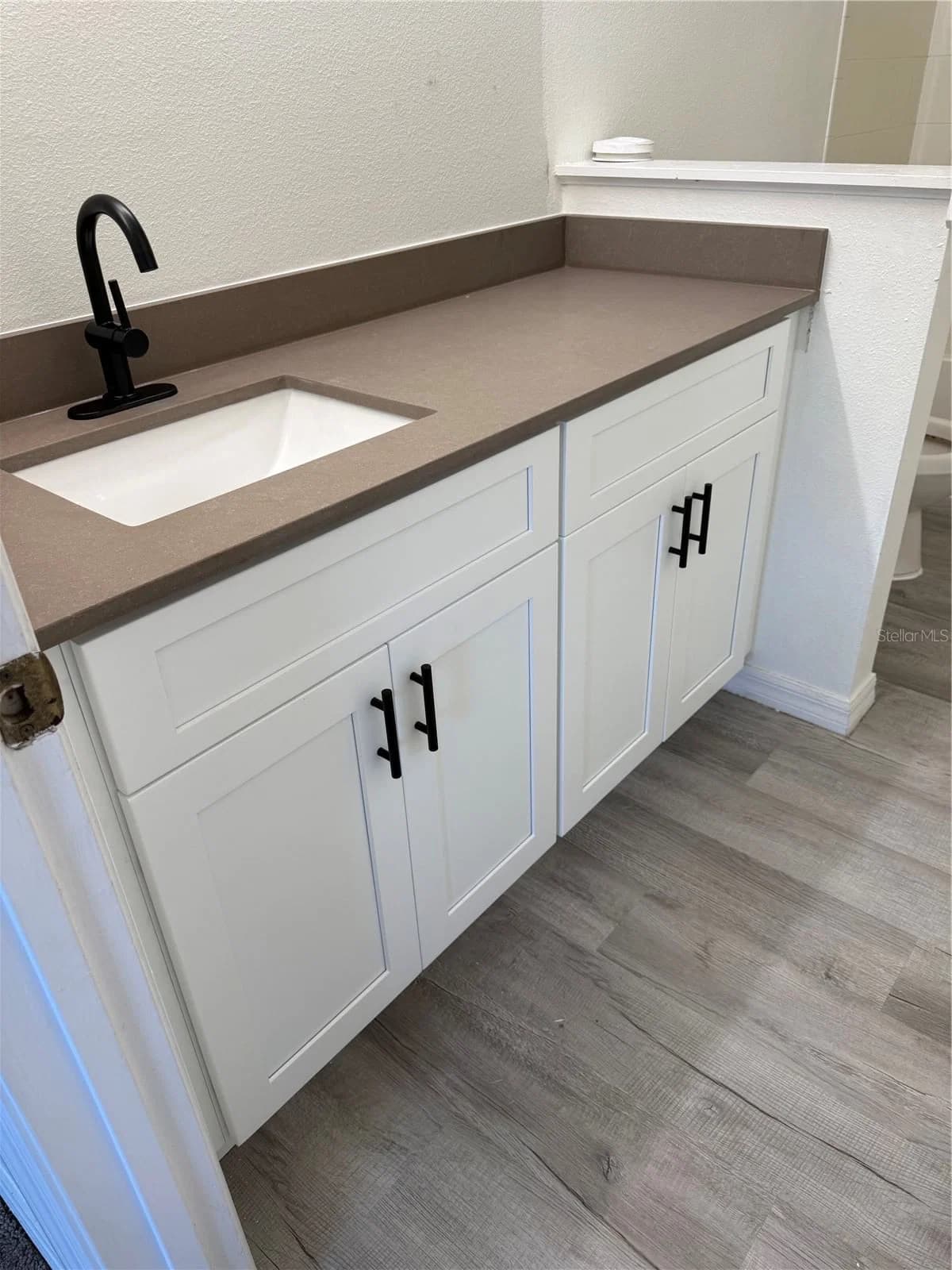 765 CRESTING OAK 4
