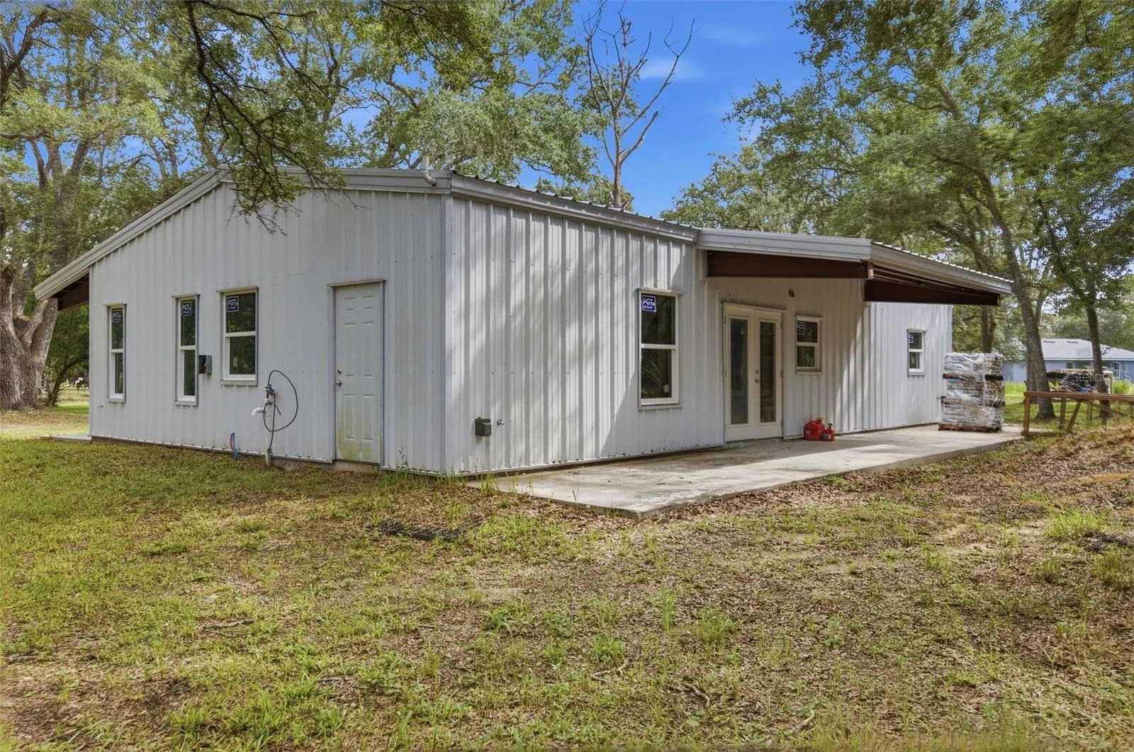 18127 CEDARHURST 4