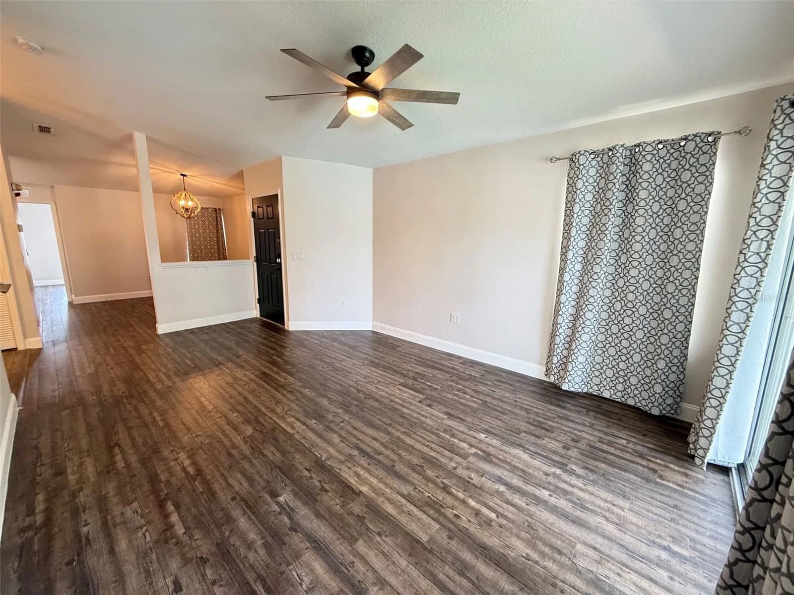 8846 GRAND PALMS 4